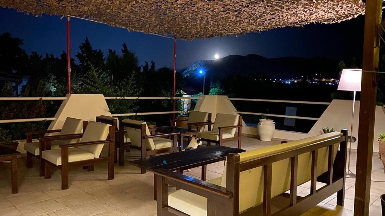 Arion Stables & Apartments Hersonissos  Esterno foto