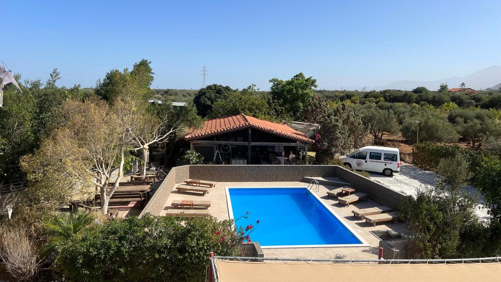 Arion Stables & Apartments Hersonissos  Esterno foto