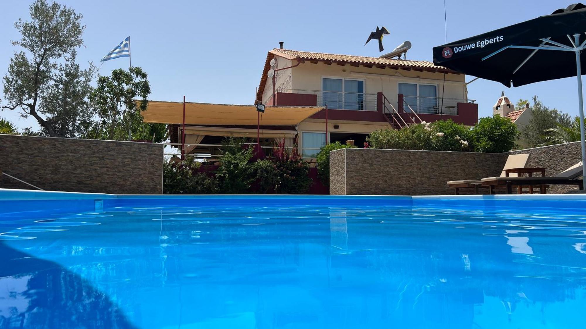 Arion Stables & Apartments Hersonissos  Esterno foto