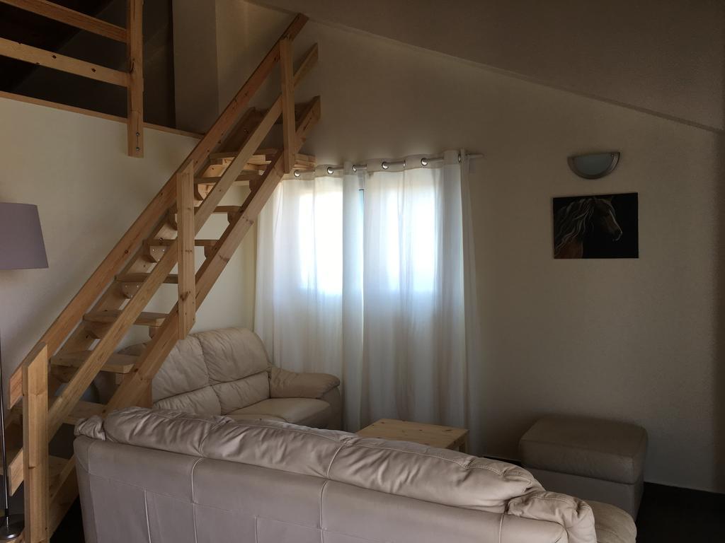 Arion Stables & Apartments Hersonissos  Esterno foto