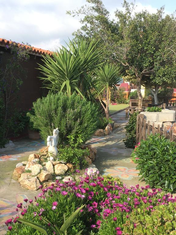 Arion Stables & Apartments Hersonissos  Esterno foto