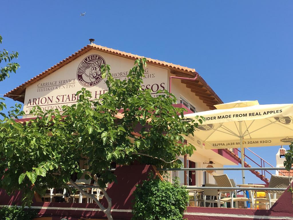 Arion Stables & Apartments Hersonissos  Esterno foto